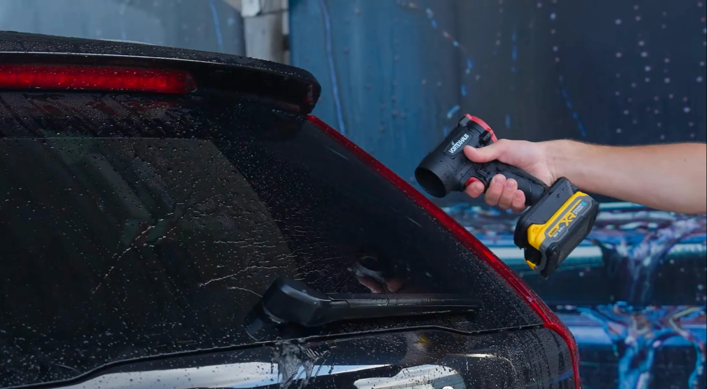Drying a full-size car in minutes with no towels