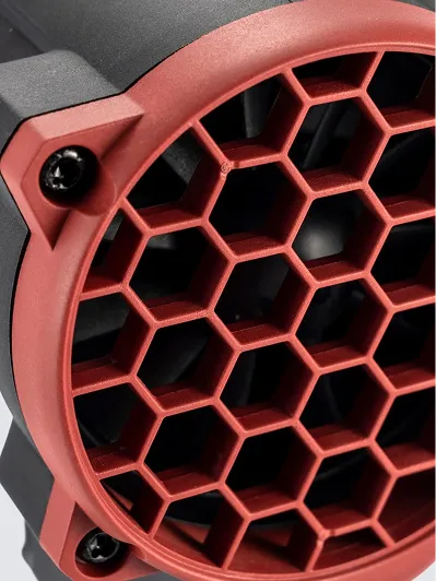 Red grille + trigger